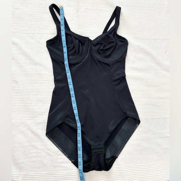 Naomi & Nicole Comfortable Firm Underwire Body Brief - Picture 7 of 15